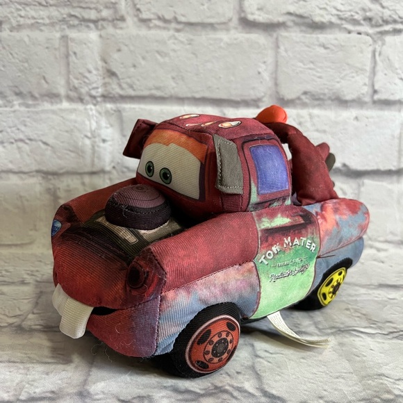Disney Toys 21 Disney Pixar Movie Cars With Talking Tow Mater Plush